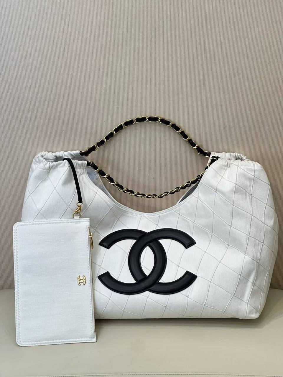 CHANEL

SUPER MASTER QUALITY 
For Price 👇 WhatsApp✅
0568585901 
0507557372
0552275751 Owner Zain 👌

Zain307
♥️♥️♥️