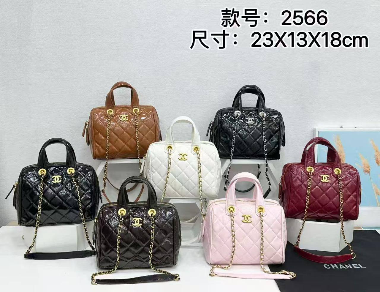 CHANEL 

GOOD QUALITY  

SPECIAL OFFER 

95 dhs

SIZE: 23cm

Zain17
♥️♥️♥️