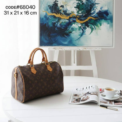 LV
sᴘᴇᴇᴅʏ ʙᴀɴᴅᴏᴜʟɪᴇ̀ʀᴇ
ɪɴ sɪɢɴᴀᴛᴜʀᴇ ᴍᴏɴᴏɢʀᴀᴍ
ᴄᴏᴡʜɪᴇ ʟᴇᴀᴛʜᴇʀ ᴛʀɪᴍ
ᴡɪᴛʜ ʟᴏɴɢ ʙᴇʟᴛ sᴛʀᴀᴘ
sɪᴢᴇ : 31 cm

75 dhs🗽

Zain31
♥️♥️♥️