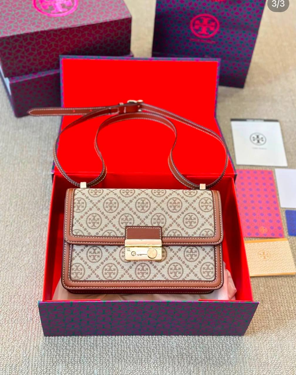 YSL - CH - Tory Burch - Hermes

with box
🎁🎁🎁

85 dhs✅

Zain38
♥️♥️♥️