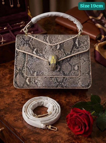 Bvlgari
Good quality 
with box 
110 dhs🇦🇪🇦🇪

Zain186
♥️♥️♥️