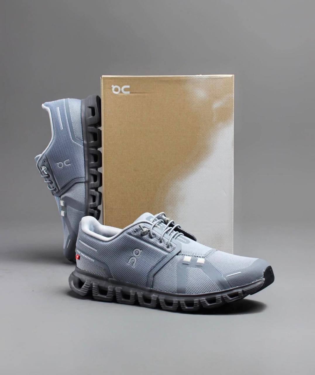 On Running Cloud 6 Apollo Eclipse ，
Size 36-45 ，
230 dhs🇦🇪

Zain18
♥️♥️♥️