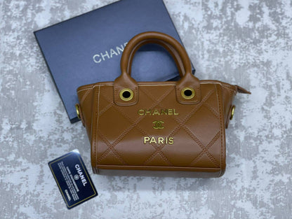 Chanel
95 dhs🗽

Zain175
♥️♥️♥️