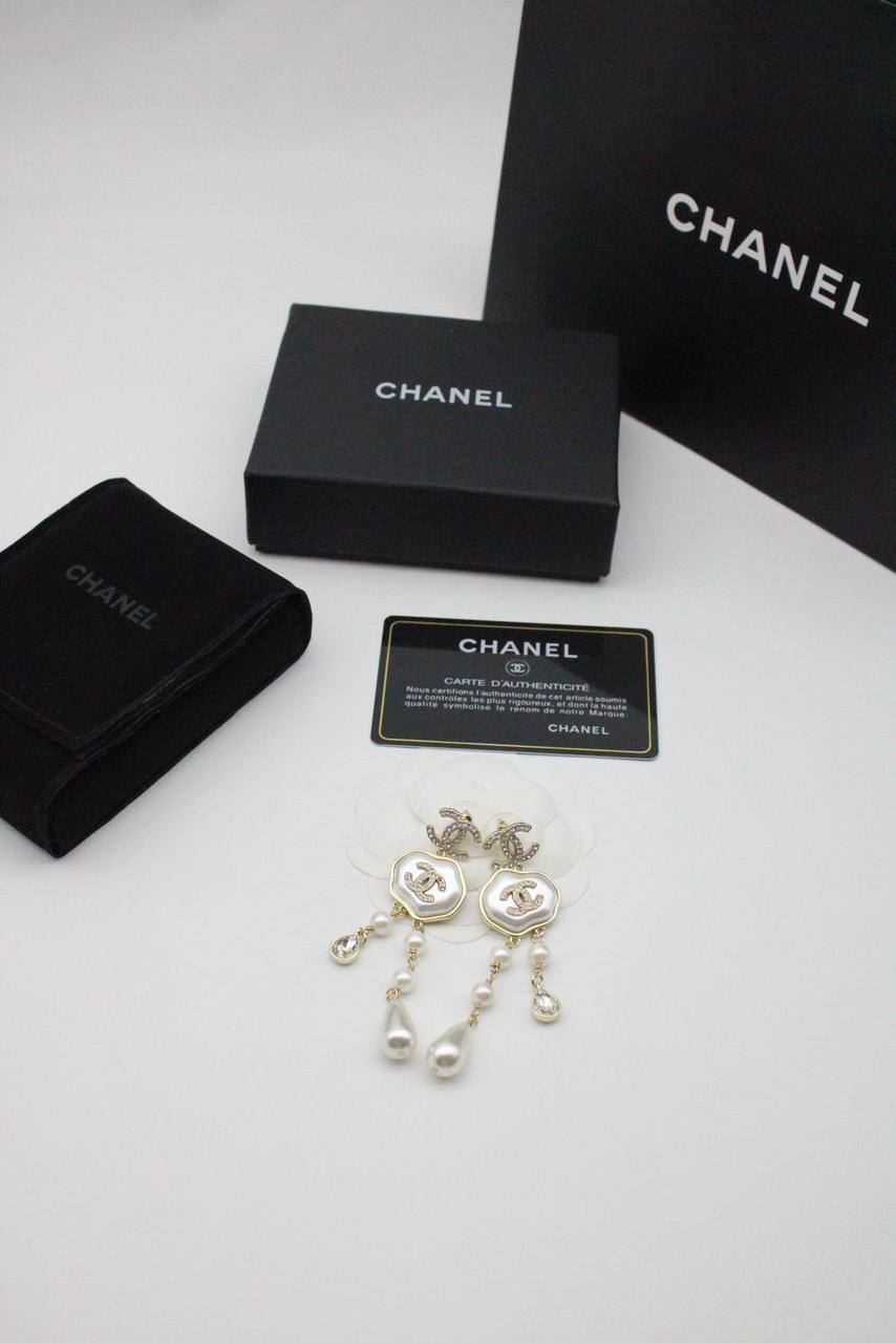 Accessories
65 dhs❤️

Zain122
♥️♥️♥️