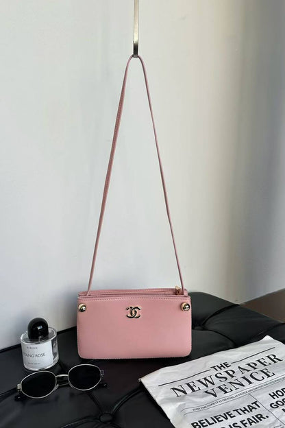 Chanel
withbox 
95 dhs🇦🇪🇦🇪

Zain143
♥️♥️♥️