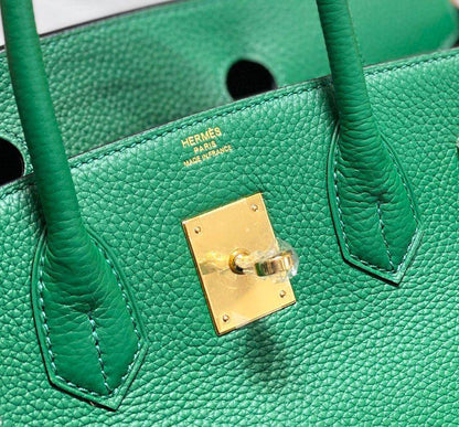 HERMES NEW CAME 
GOOD QUALITY 
100 dhs🇦🇪🇦🇪

Zain295
♥️♥️♥️