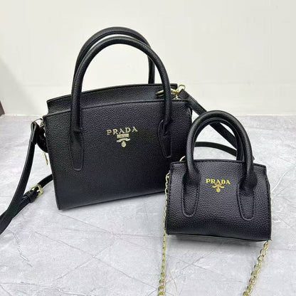 Prada
85 dhs✅

Zain232
♥️♥️♥️