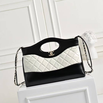 Chanel 

new arrival 

260 dhs🇦🇪🇦🇪

32c m❤️❤️🙋‍♂️
Zain228
♥️♥️♥️