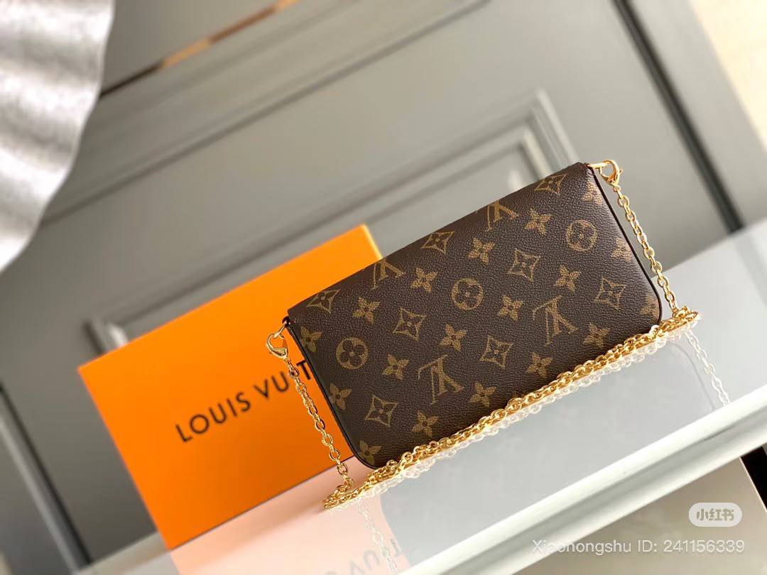 LV 
New Came
Master ✅✅✅
For Price 👇 WhatsApp✅
0568585901 
0507557372
0552275751 Owner Zain 👌

Zain255
♥️♥️♥️