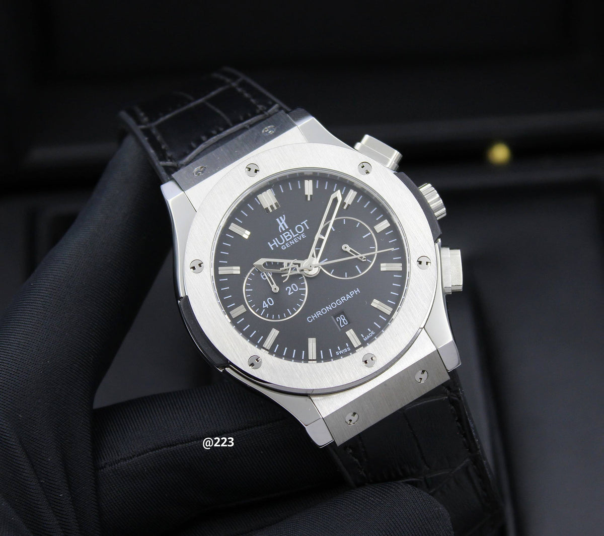 HUBLOT
MEN STOPWATCH 

41MM
205 dhs🇦🇪🇦🇪

Zain58
♥️♥️♥️