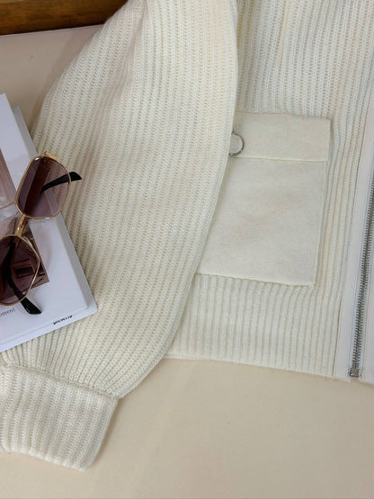 HERMES NEW 

 VIP QUALITY 

 
Cashmere

Size : 36-38-40-42

950 dhs🇦🇪🇦🇪

Zain287
♥️♥️♥️