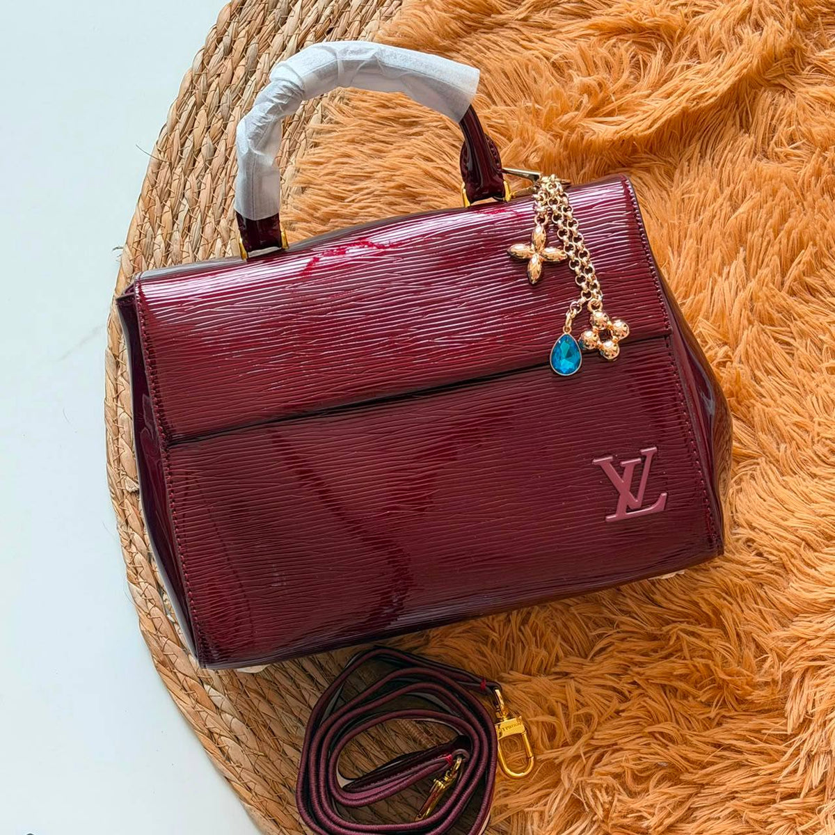 Lv

250 dhs

Zain134
♥️♥️♥️