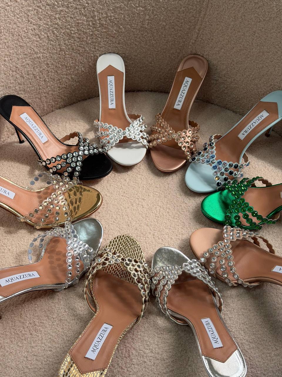Aquazzura
𝑨𝑨𝑨 𝑸𝑼𝑨𝑳𝑰𝑻𝒀
𝑺𝑰𝒁𝑬 {36 𝒕𝒐 42}
𝑯𝑬𝑬𝑳 8.5 𝑪𝑴
490 dhs🇦🇪

Zain81
♥️♥️♥️