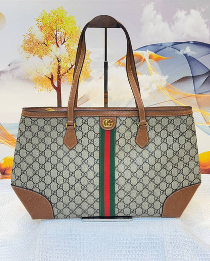 Gucci
Best quality without box
100 dhs✅
size 48CM

Zain290
♥️♥️♥️