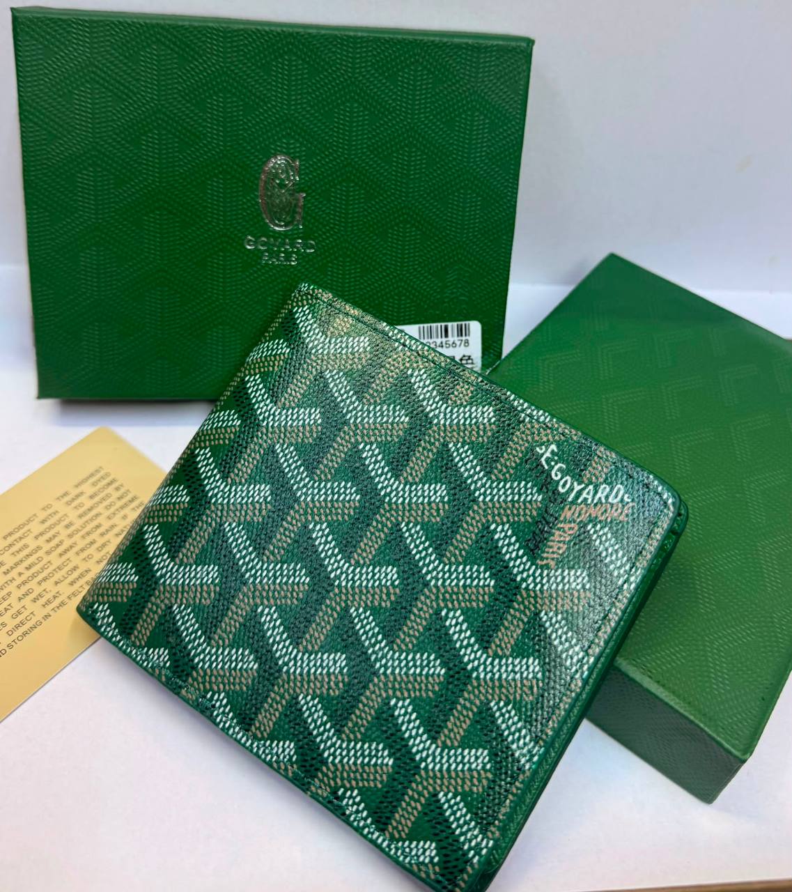 Wallets
With box 
35 dhs🇦🇪🇦🇪

Zain93
♥️♥️♥️