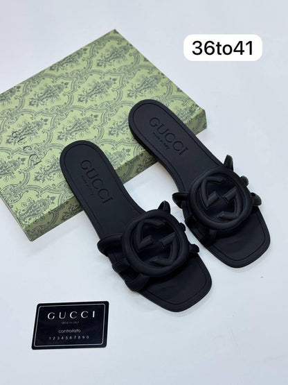 Gucci 
𝗥𝗨𝗕𝗕𝗘𝗥 𝗦𝗟𝗜𝗣𝗣𝗘𝗥𝗦
💯high quality
Size 36-37-38-39-40-41
80 dhs🇦🇪

Zain07
♥️♥️♥️