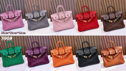 HERMES BIRKIN NEW CAME GOOD QUALITY 
110 dhs🇦🇪🇦🇪
Size:25cm

Zain295
♥️♥️♥️