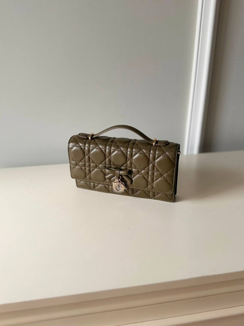 DIOR 
20 cm 
SUPER MASTER QUALITY 
For Price 👇 WhatsApp✅
0568585901 
0507557372
0552275751 Owner Zain 👌

Zain322
♥️♥️♥️