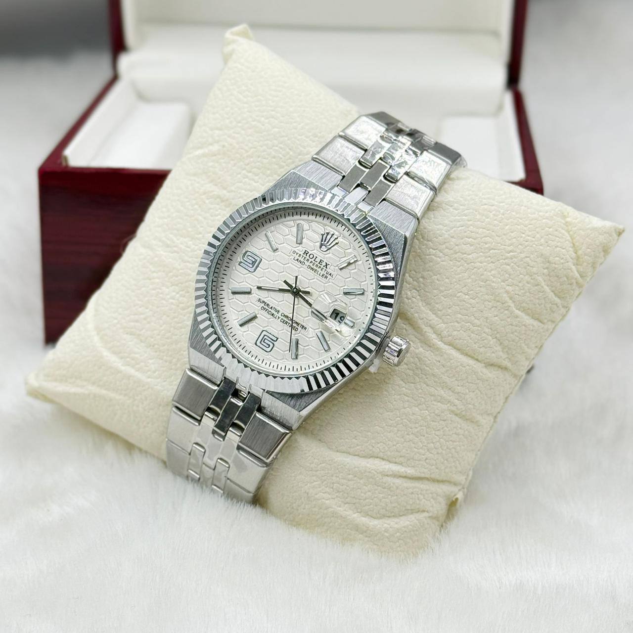 NEW CAME 
MEN WATCH 
PATEX PHILIPPE
GOOD QUALITY 
55 dhs🪙🌨️

Zain40
♥️♥️♥️