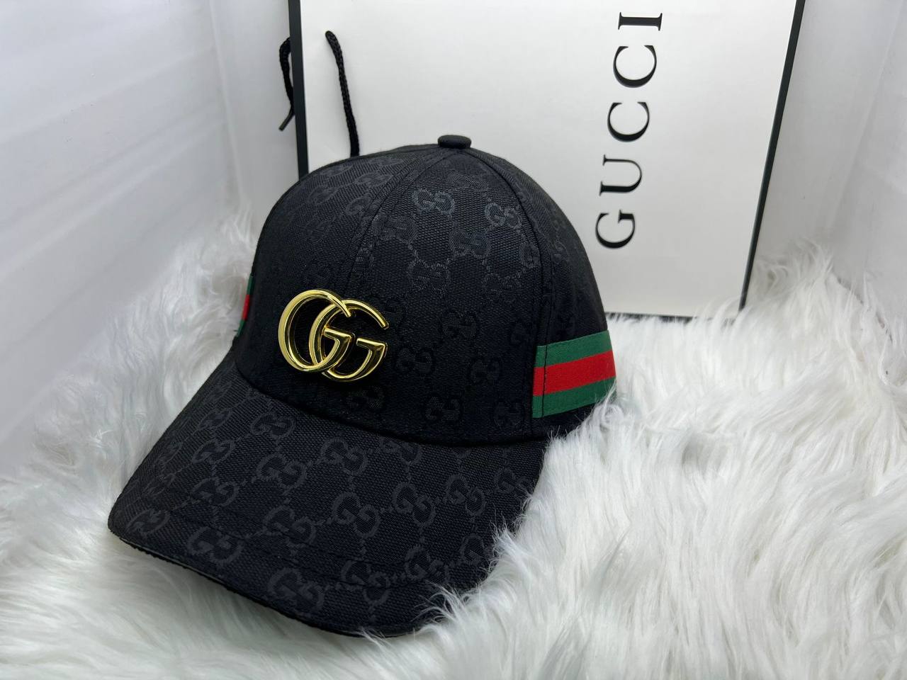 Caps
55 dhs✅
high quality

Zain182
♥️♥️♥️