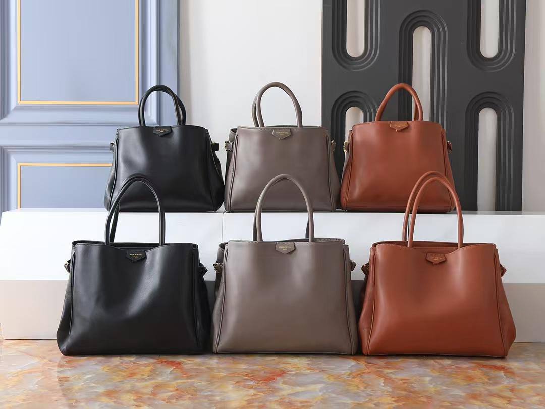 Master Bags
For Price 👇 WhatsApp✅
0568585901 
0507557372
0552275751 Owner Zain 👌

Zain314
♥️♥️♥️