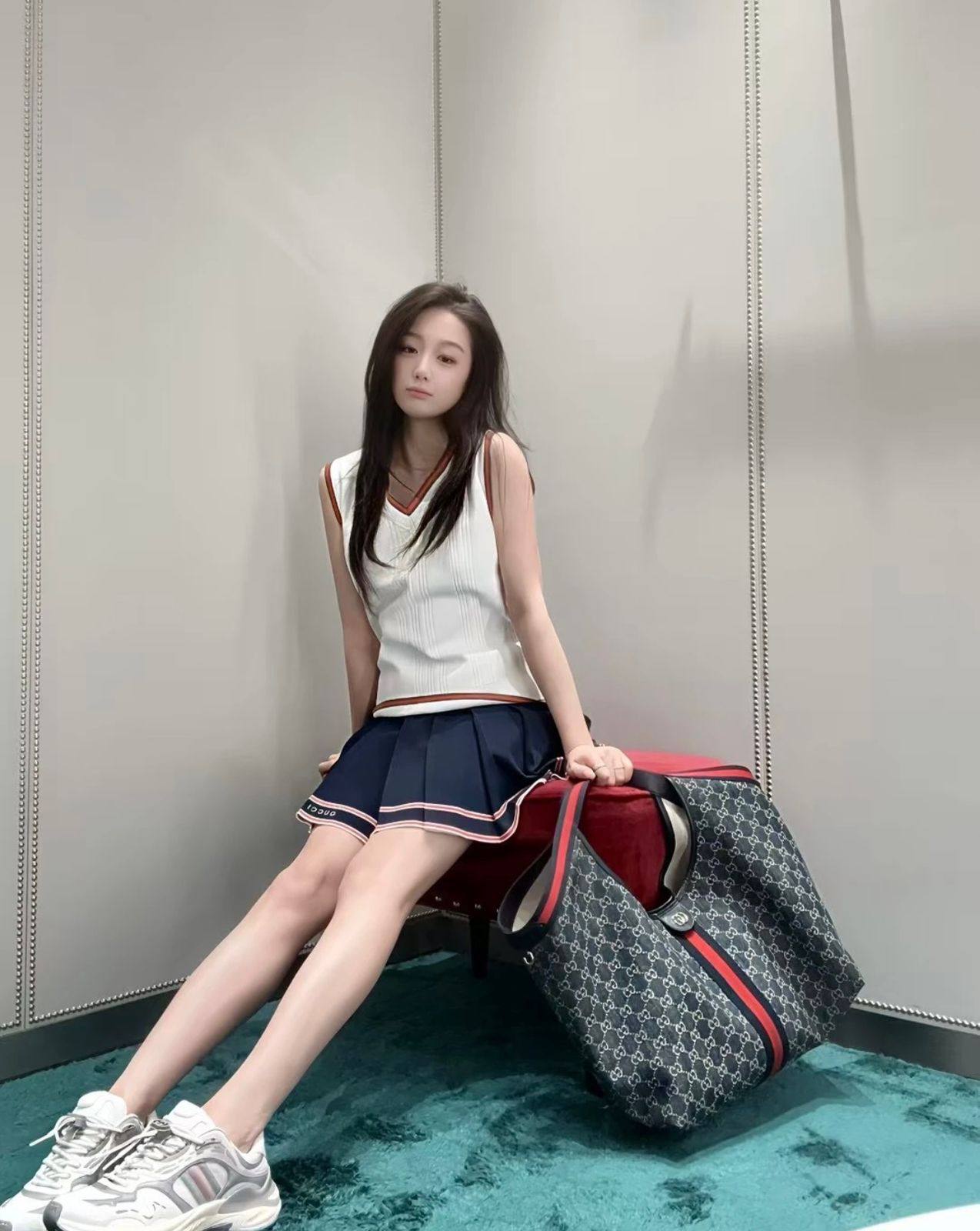 GUCCI 
NEW CAME GOOD QUALITY 
125 dhs🪙🌨️

Zain39
♥️♥️♥️