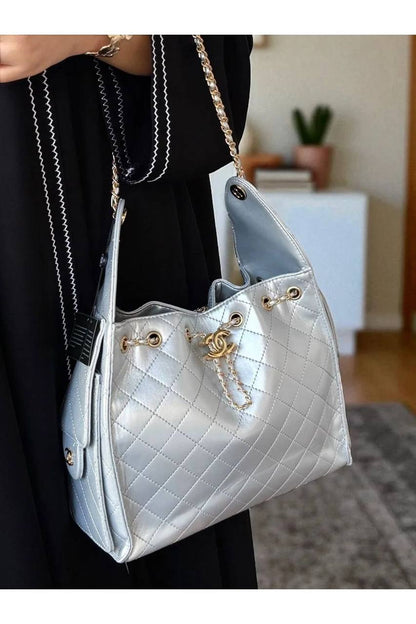Chanel  
Big size 
130 dhs💓
With box

Zain299
♥️♥️♥️