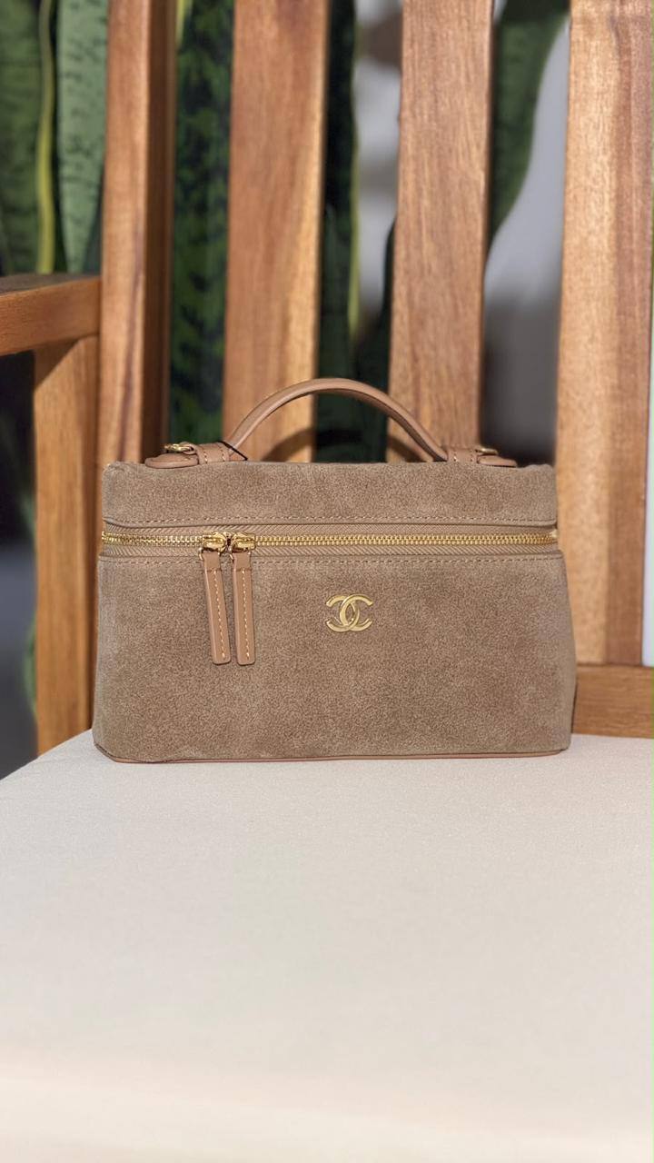 Bags
Super Master Quality ⚡️
Original Packing 🎁
Size 20&25 CM📏
For Price 👇 WhatsApp✅
0568585901 
0507557372
0552275751 Owner Zain 👌

Zain321
♥️♥️♥️