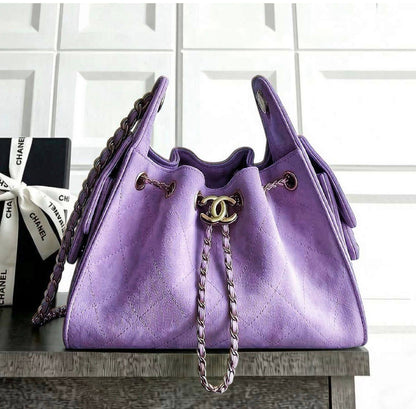 CHANEL 
HIGH QUALITY 
120 dhs✅
SIZE : 28cm

Zain39
♥️♥️♥️