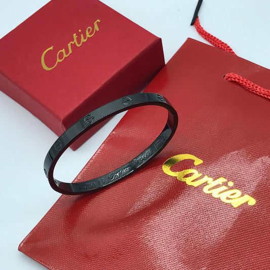 Bangel Cartier 

60 dhs💓

with Box and paper bag
🎁🎁🎁

Zain33
♥️♥️♥️