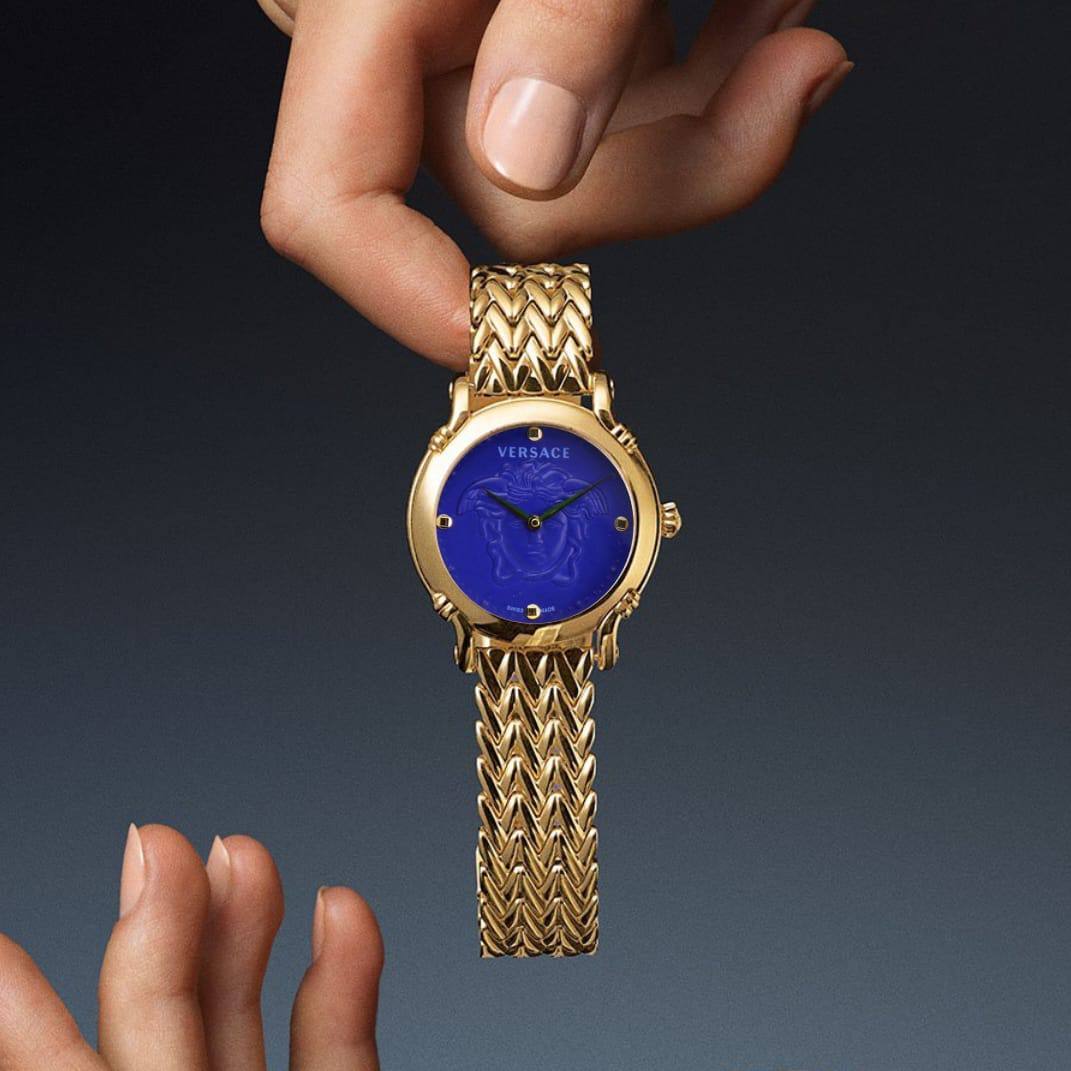 VERSACE FOR WOMEN BATTERY 35MM

350 dhs✅

Zain58
♥️♥️♥️