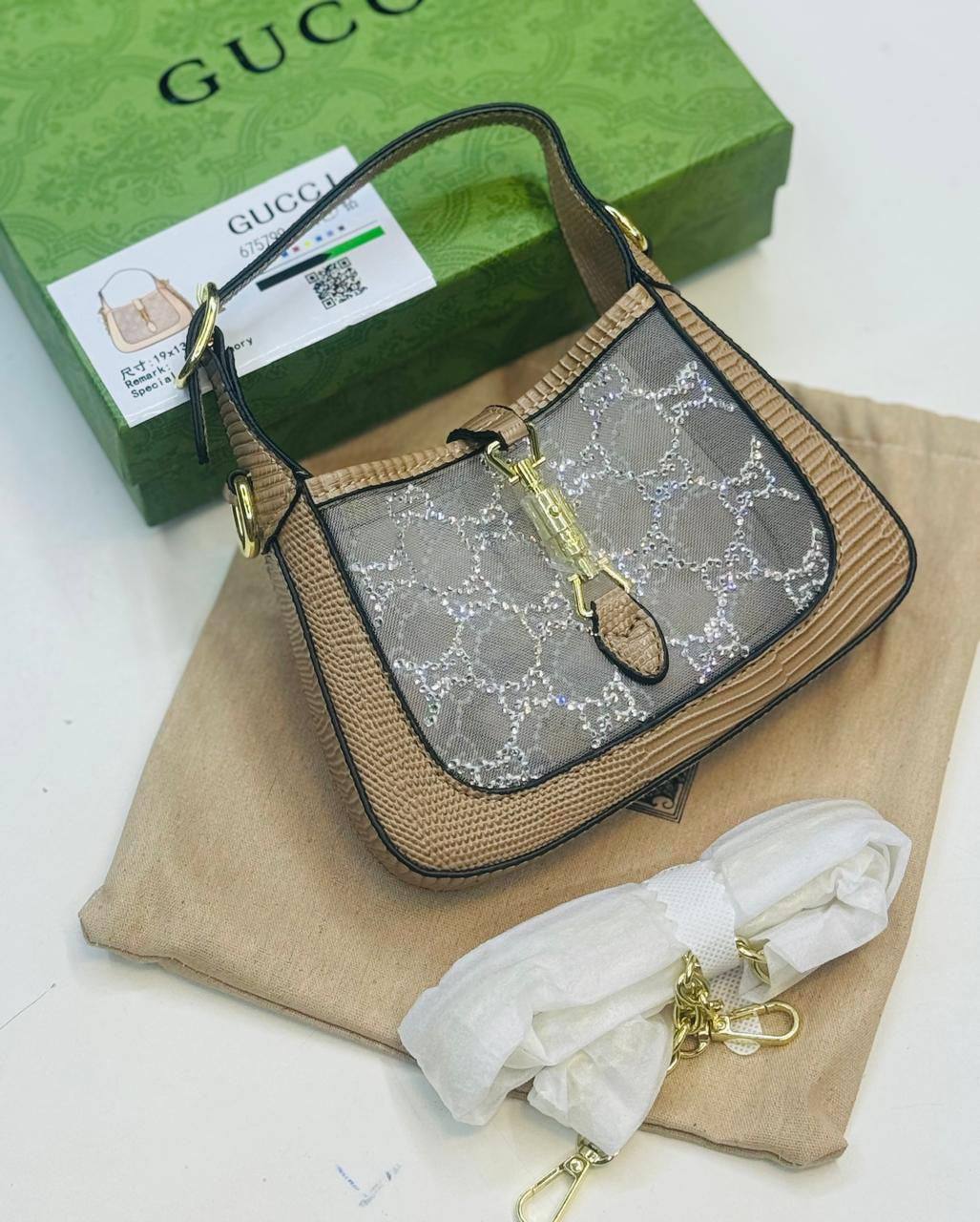 GUCCI MINI JACKIE 🔥
GOOD QUALITY 💯
130 dhs✅
WITH BOX 📦

Zain28
♥️♥️♥️