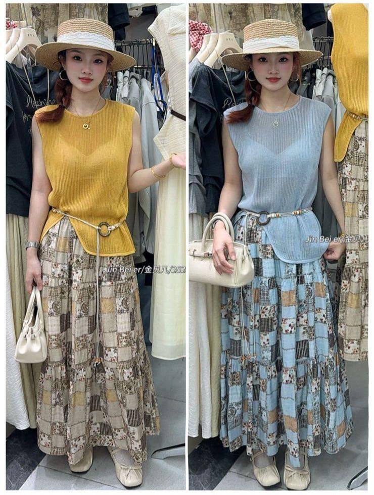 Summer beautiful dress set
Size M  XL
130 dhs✅

Zain17
♥️♥️♥️