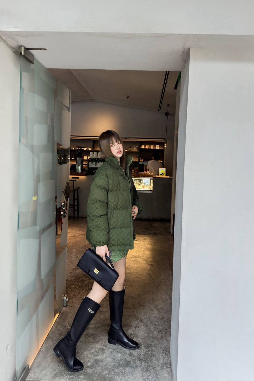 *New collections    
330 dhs🪙🌺
*good  quality  ♥️♥️
*Sizes:S M L xl* 
*AVAILABLE NOW*

Zain231
♥️♥️♥️