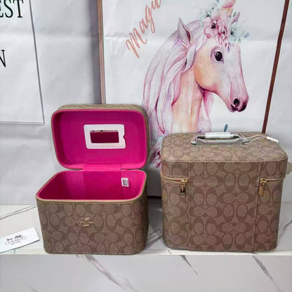Dior
115 dhs🇦🇪🇦🇪

Zain219
♥️♥️♥️