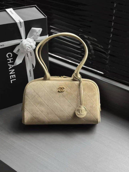 Chanel
super master quality
For Price 👇 WhatsApp✅
0568585901 
0507557372
0552275751 Owner Zain 👌

Zain334
♥️♥️♥️