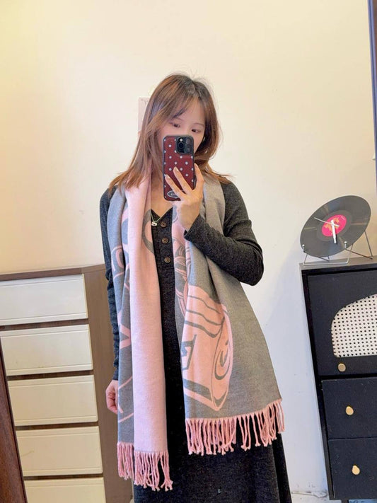 Scarf
180*68 cm
45 dhs🪙🌨️

Zain17
♥️♥️♥️