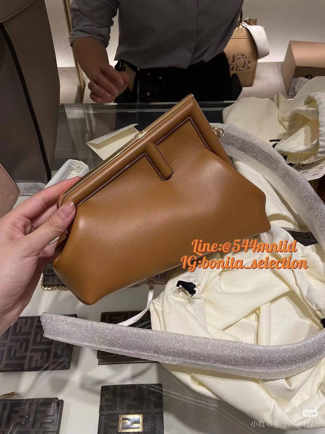 Mixed brands (bags)
Dior
Balenciaga
Lv
Valentino
Chanel
Gucci
Celine
Baguette
Miu Miu

120 dhs🇦🇪🇦🇪

Zain10
♥️♥️♥️