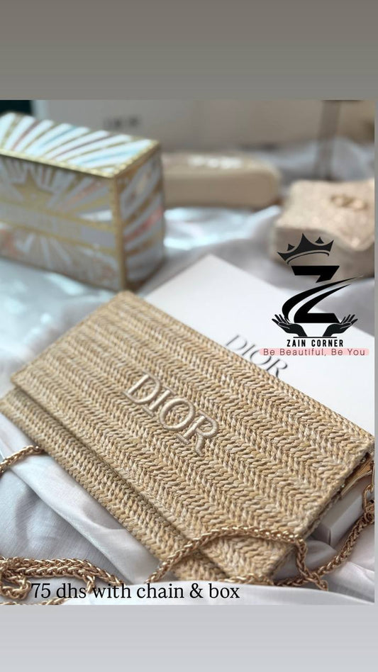 Dior bags 

Prices inside the photos👆🏻

Zain107

اطلبوها من الوتس المثبت في الأعلى👆🏻👆🏻

تواصلو معنا 👈🏻 Zain 
For order WhatsApp pinned 👆🏻

♥️♥️♥️