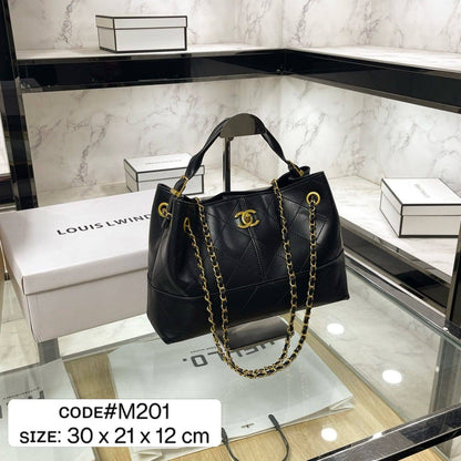 CHANEL 25ᴀ  ʜᴏʙᴏ
sᴜᴀᴅᴇ ᴄᴀʟғsᴋɪɴ & 
ʟᴇᴀᴛʜᴇʀ ᴍᴀᴛᴇʀɪᴀʟ
ɢᴏʟᴅ ʜᴀʀᴅᴡᴀʀᴇ
sɪᴢᴇ: 30 cm

75 dhs❤️

Zain31
♥️♥️♥️