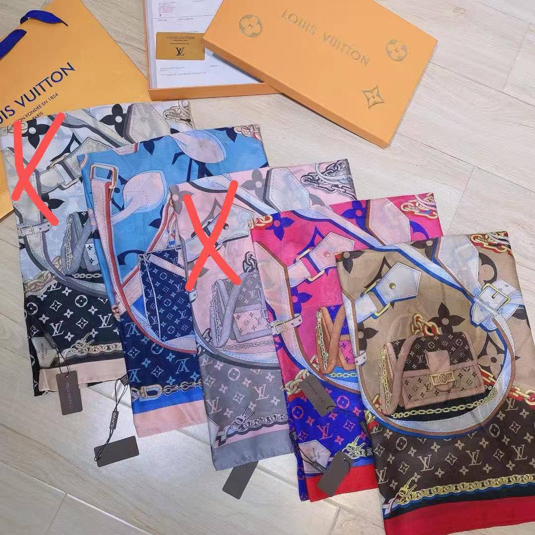Silk scarf 
40 dhs❣️

Zain93
♥️♥️♥️