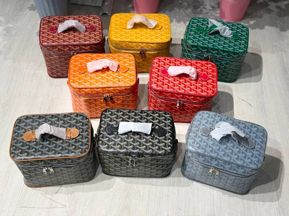 Goyard Muse Vanity Case
20*14*15cm
High quality 
110 dhs✅

Zain43
♥️♥️♥️