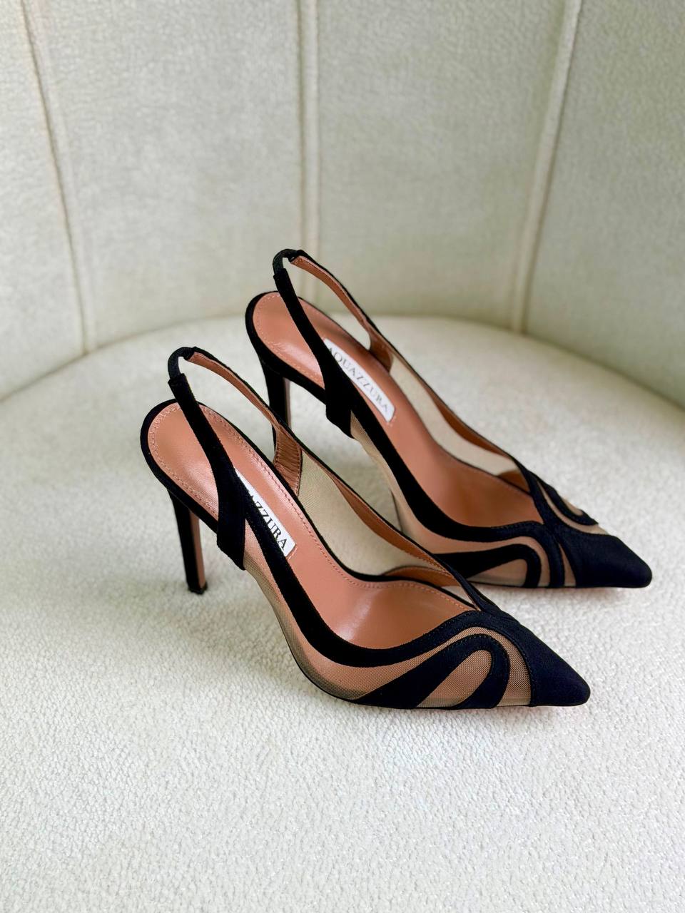 AQUAZZURA
Super *AAA* *+* Quality 💯 
With original packing🎁🎁
SIZE:36and41
Available now
450 dhs🇦🇪🇦🇪

Zain309
♥️♥️♥️