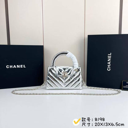 Chanel
Master 
260 dhs✅
#20cm
#with box🥰🥰

Zain228
♥️♥️♥️