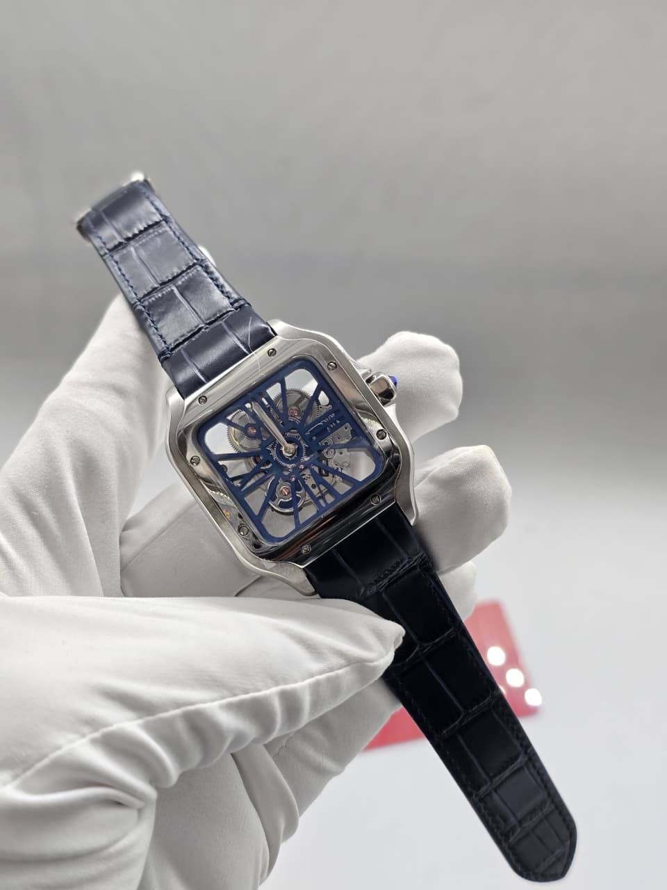 Men cartier skelton
*good quality*
*battery*
260 dhs🪙🌨️

Zain29
♥️♥️♥️