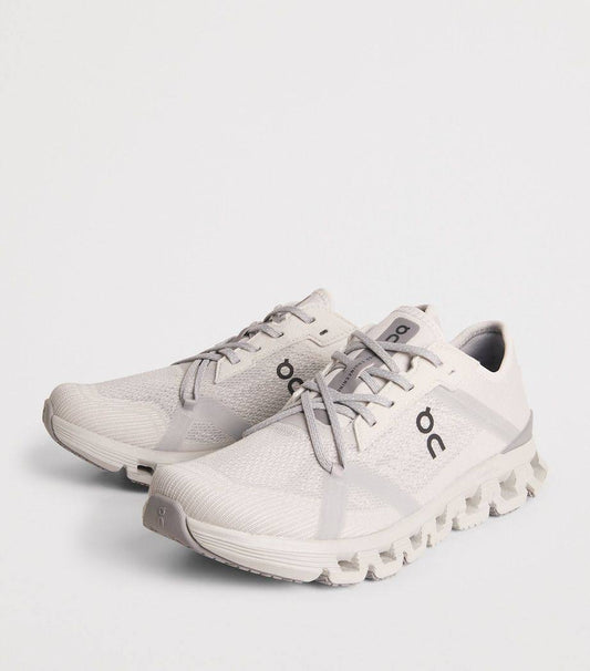 ON Cloud X 4 AD ‘Wolf | Alloy’
36-41 AVAILABLE 🤩
210 dhs❣️

Zain242
♥️♥️♥️