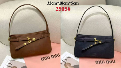 MIU MIU  
GOOD QUALITY
95 dhs✅

Zain295
♥️♥️♥️