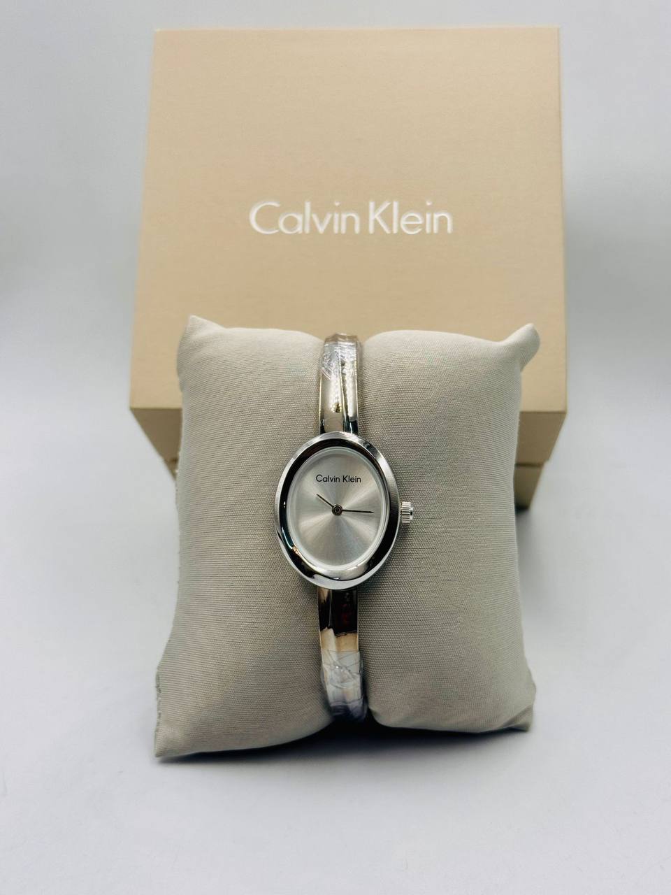 CK Ladies
*New arrival*🔥
55 dhs✅

Zain08
♥️♥️♥️