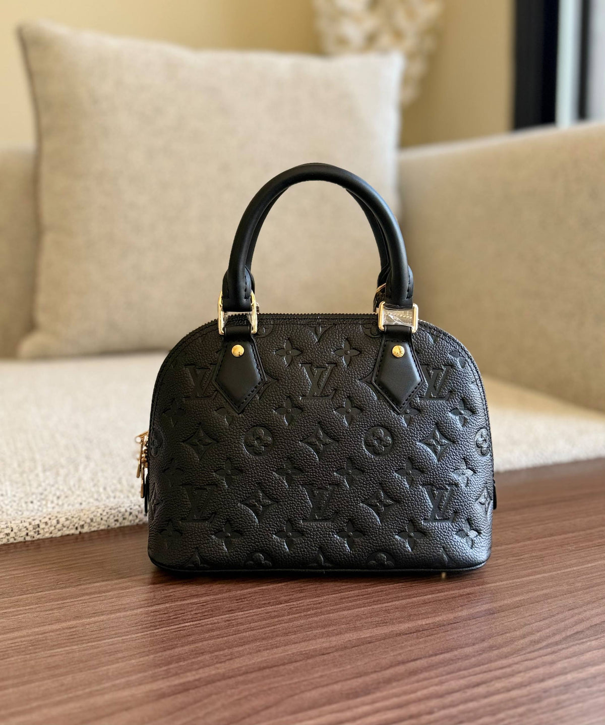 LV

For Price 👇 WhatsApp✅
0568585901 
0507557372
0552275751 Owner Zain 👌

Zain246
♥️♥️♥️