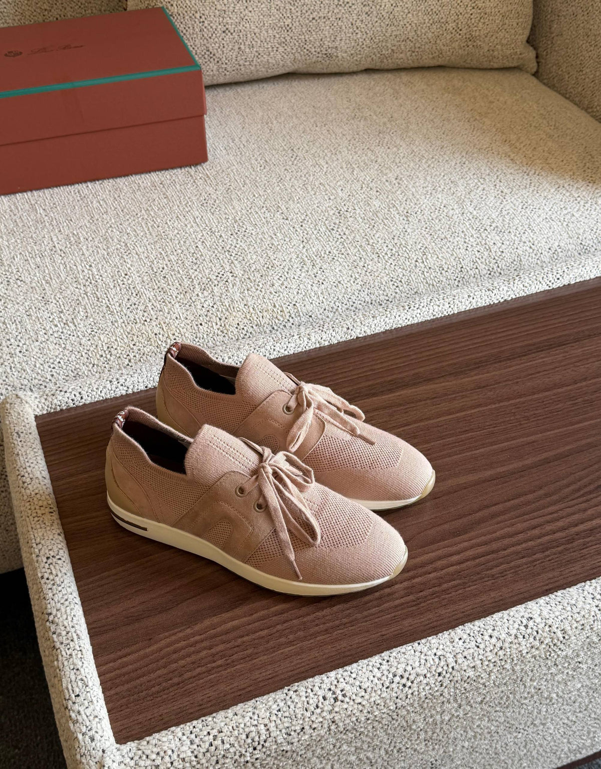 LORA PIANA 
SuperMaster Quality 💯
500 dhs🇦🇪🇦🇪

Size:36-41💥

Zain171
♥️♥️♥️